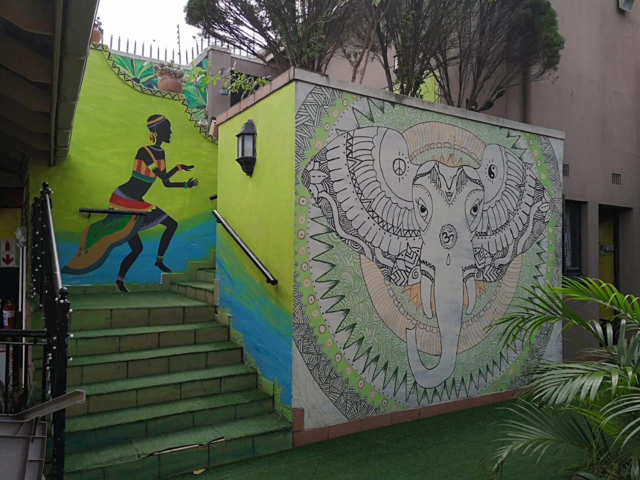 Khululekani - Durban Rasta Hide Out Backpackers Екстериор снимка