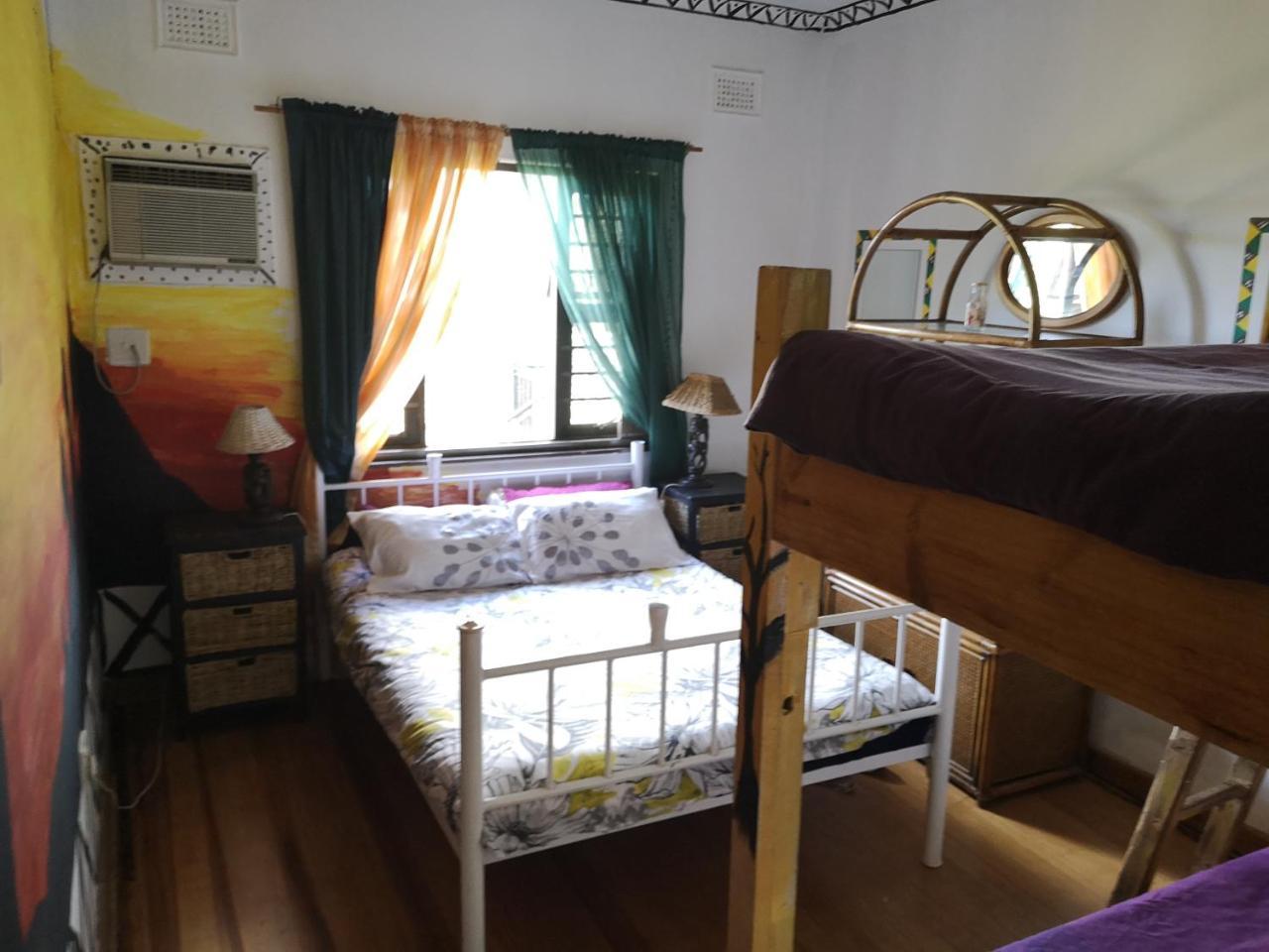 Khululekani - Durban Rasta Hide Out Backpackers Екстериор снимка