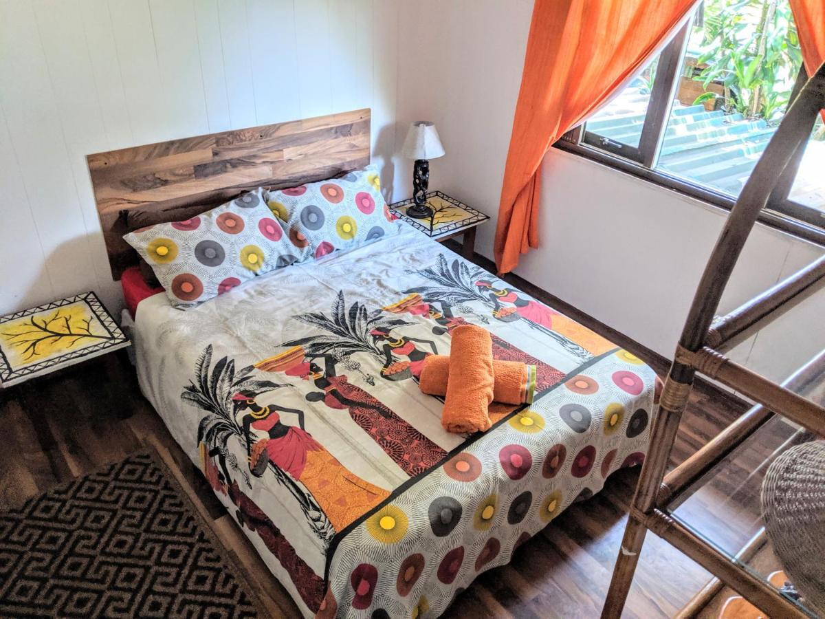 Khululekani - Durban Rasta Hide Out Backpackers Екстериор снимка